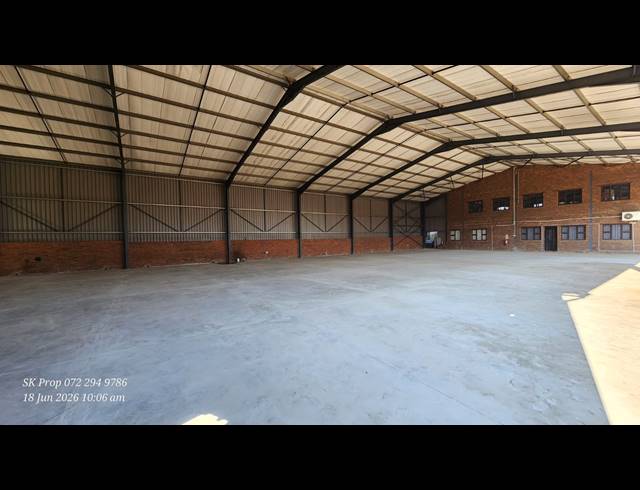 1,070M² WAREHOUSE TO LET IN WILLOWTON INDUSTRIAL
